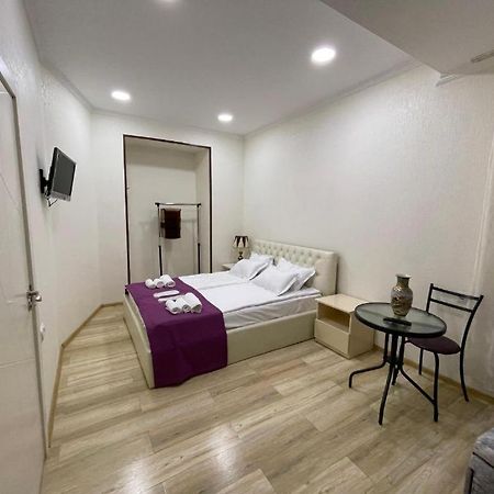 Aa Hotel Tbilisi Bagian luar foto