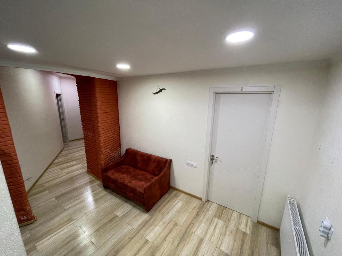 Aa Hotel Tbilisi Bagian luar foto