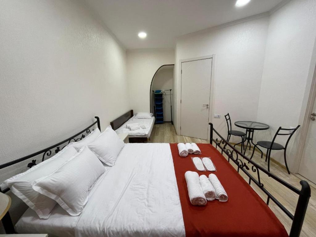 Aa Hotel Tbilisi Bagian luar foto